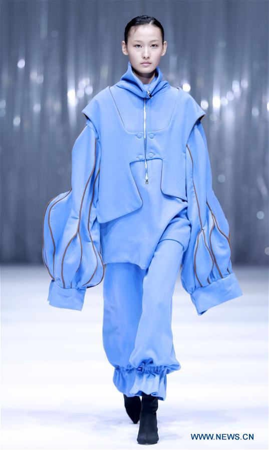 CHINA-BEIJING-GRADUATE FASHION WEEK (CN)