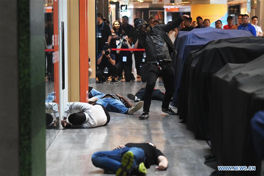 SINGAPORE-SHOPPING MALL-ANTI-TERRORIST EXERCISE