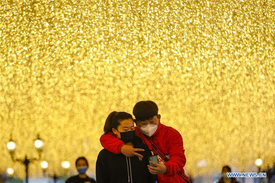 CHINA-HUBEI-WUHAN-STREET-RESUMPTION (CN)