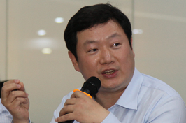 嘉實基金首席策略師、券商業務部總經理簡斌