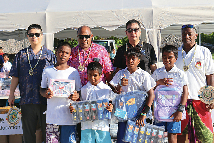 太平洋小島嶼上，有一所“中國中鐵”小學