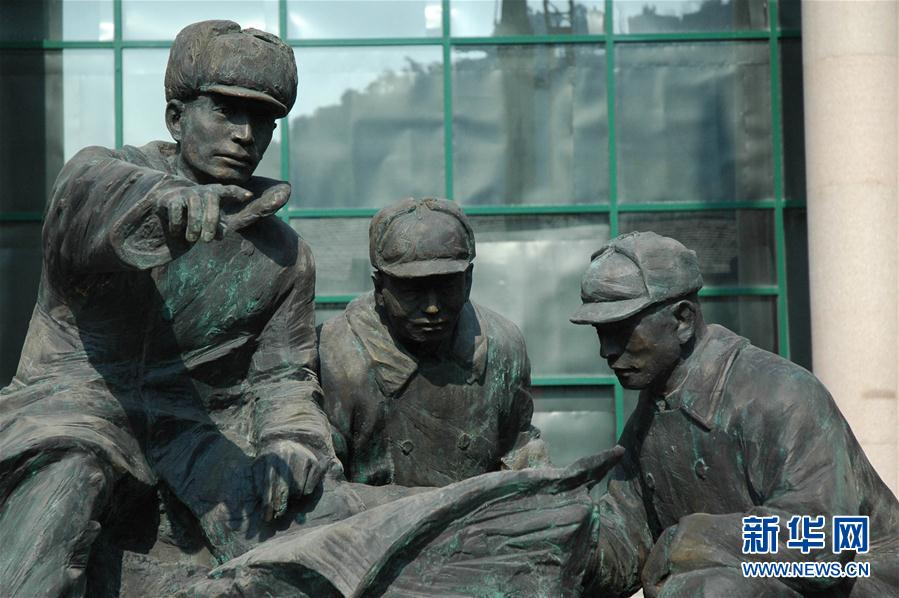 (建軍90周年·90個第一·圖文互動)第一次陸海空三軍聯(lián)合作戰(zhàn):一江山島戰(zhàn)役