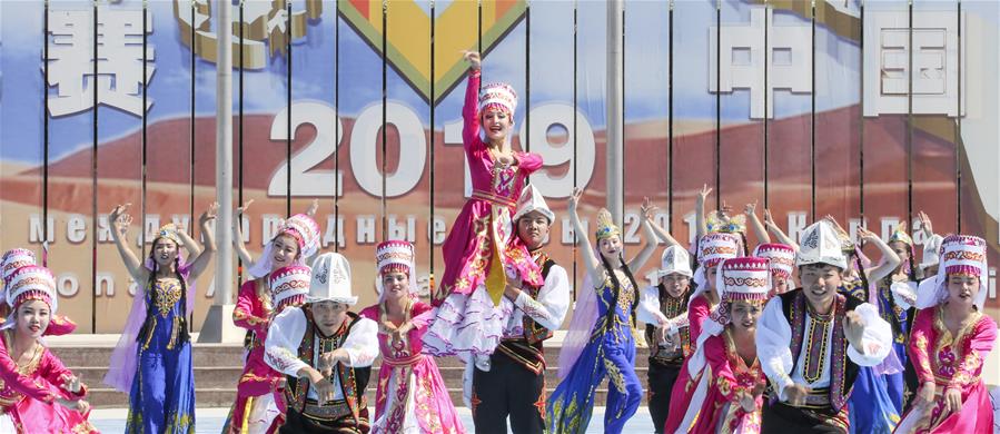 (圖文互動(dòng))(1)“國(guó)際軍事比賽-2019”中國(guó)陸軍承辦賽事開(kāi)幕
