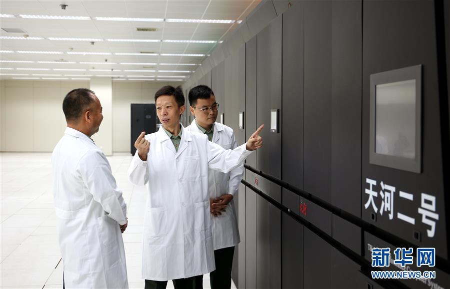 (圖文互動)(8)為了“中國號”巨輪揚帆遠航——中國共產黨領導下的人民軍隊忠于祖國、服務人民啟示錄