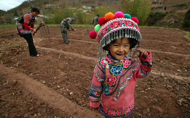 劉應華作品：大山深處那頂綠帳篷