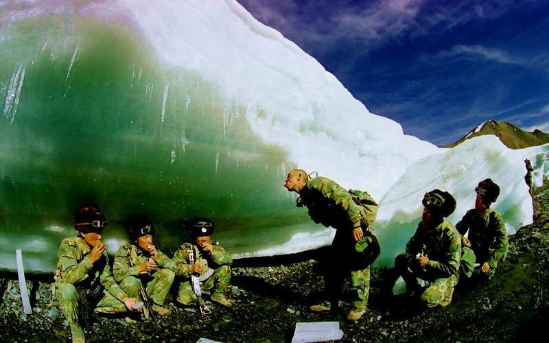 周朝榮作品：邊關(guān)&middot;兵情