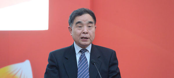 全國人大教科文衛委員會主任委員、清華大學新聞出版學院院長柳斌杰致辭