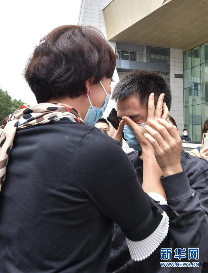 （社會）（11）抗疫“戰友”重聚