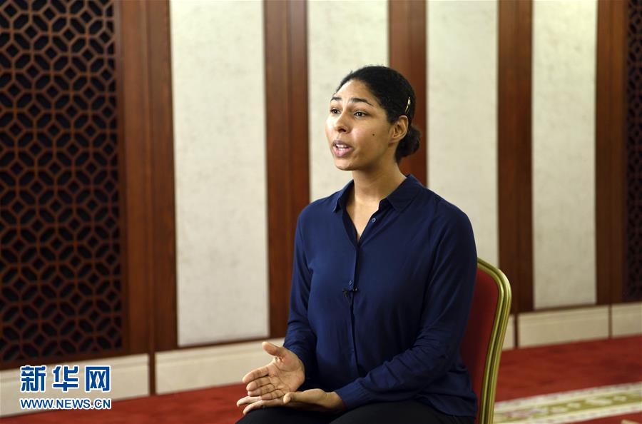 （圖文互動(dòng)）（7）中國發(fā)展進(jìn)入新時(shí)代——9名外籍語言專家眼中的十九大報(bào)告