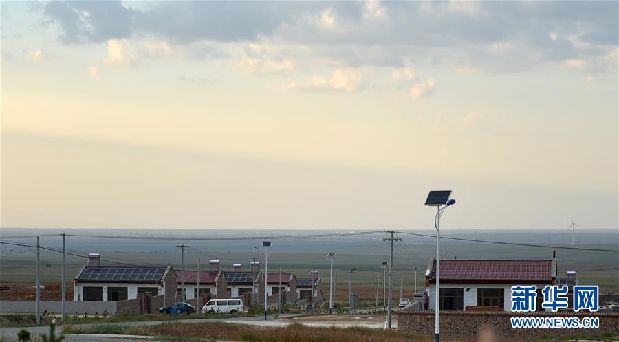 （十九大時(shí)光·圖文互動(dòng)）（4）變革不平凡　奮進(jìn)新時(shí)代——來(lái)自基層蹲點(diǎn)現(xiàn)場(chǎng)的報(bào)道 