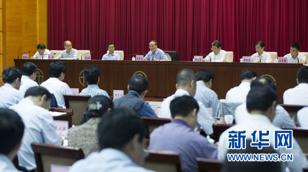 7月16日，中共中央政治局常委、中央紀(jì)委書記、中央巡視工作領(lǐng)導(dǎo)小組組長王岐山在北京出席2014年中央第二輪巡視工作動員部署會并講話。新華社記者黃敬文 攝 