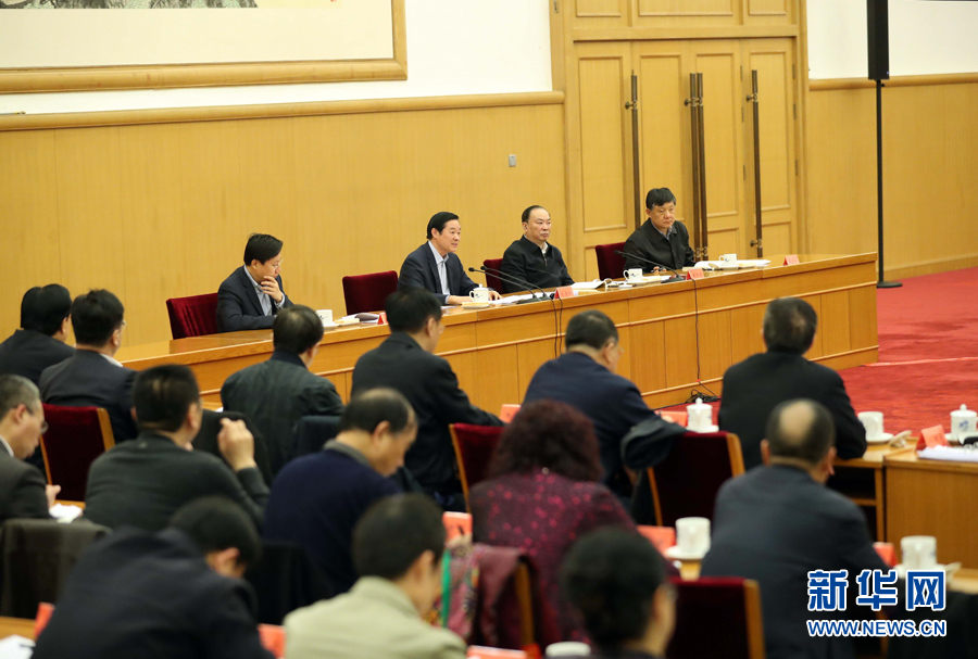 3月23日，治國理政論壇“‘四個全面’戰略布局系列理論研討會”首場研討會在北京召開，中共中央政治局委員、中央書記處書記、中宣部部長劉奇葆出席會議并講話。新華社記者 劉衛兵 攝
