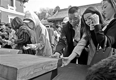 單霽翔透露故宮“特供”用材為何不“貨比三家”?