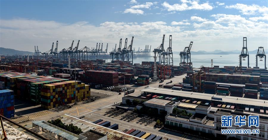 (新華全媒頭條·壯闊東方潮 奮進(jìn)新時代——慶祝改革開放40年·圖文互動)(14)從追趕時代到引領(lǐng)時代——從深圳發(fā)展奇跡看中國改革開放40年