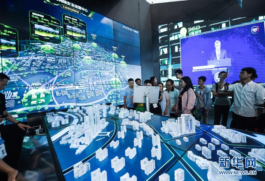 (大江奔流——來自長江經濟帶的報道·新華全媒頭條·圖文互動)(9)擘畫新時代中國發展新坐標——深入推動長江經濟帶發展述評