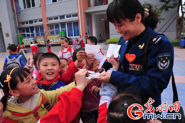 【我和軍隊(duì)的不解之緣】“先是軍人,才是媽媽”