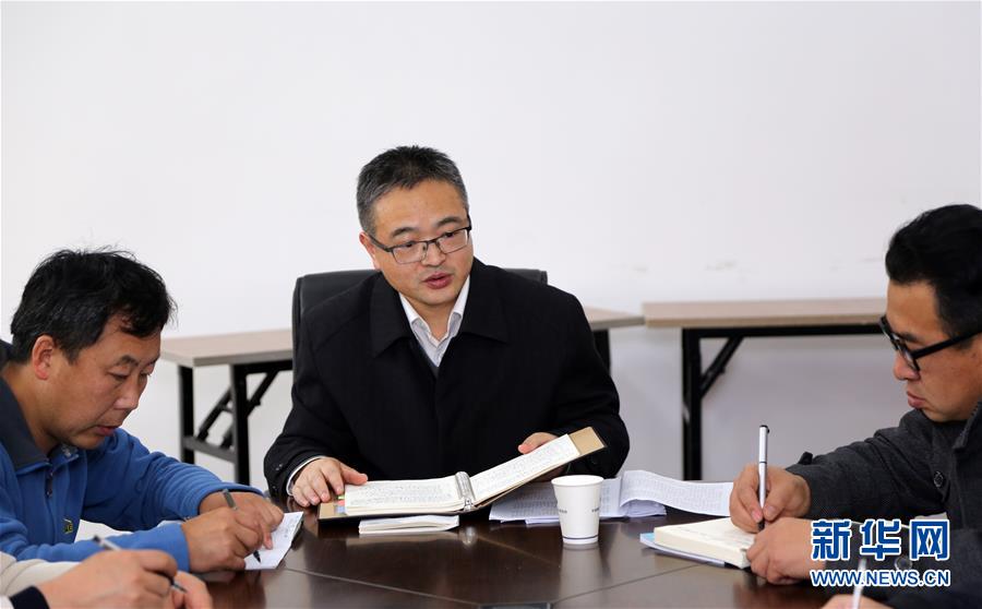 （圖文互動(dòng)）（4）“隨時(shí)準(zhǔn)備為黨和人民犧牲一切”——追記為保護(hù)國家某重點(diǎn)試驗(yàn)平臺(tái)壯烈犧牲的3位勇士黃群、宋月才、姜開斌