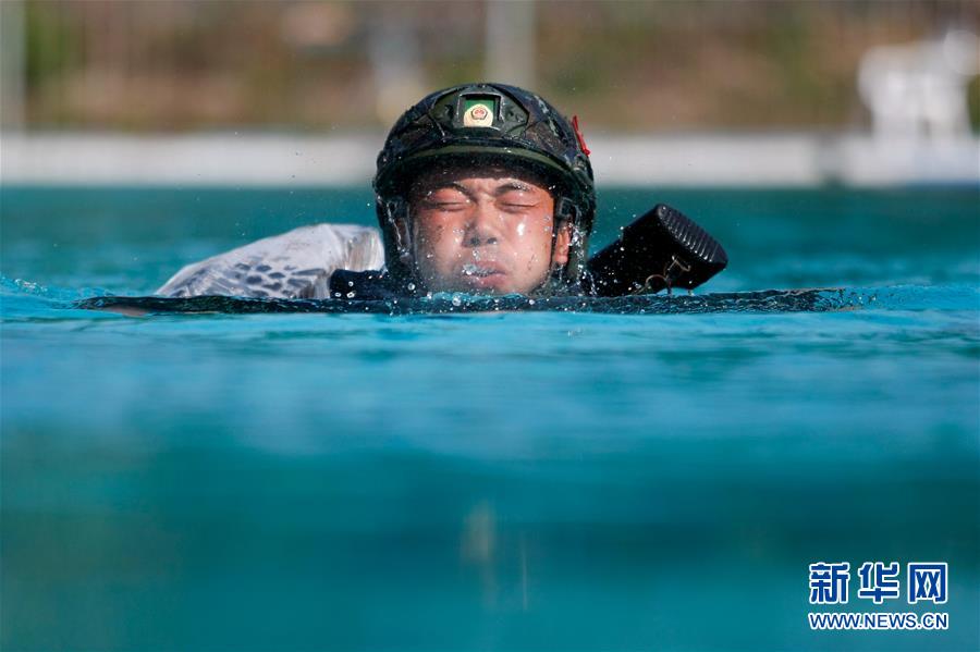 （圖文互動）（4）一切為了實戰&mdash;&mdash;武警部隊&ldquo;巔峰&rdquo;特戰比武競賽現場見聞