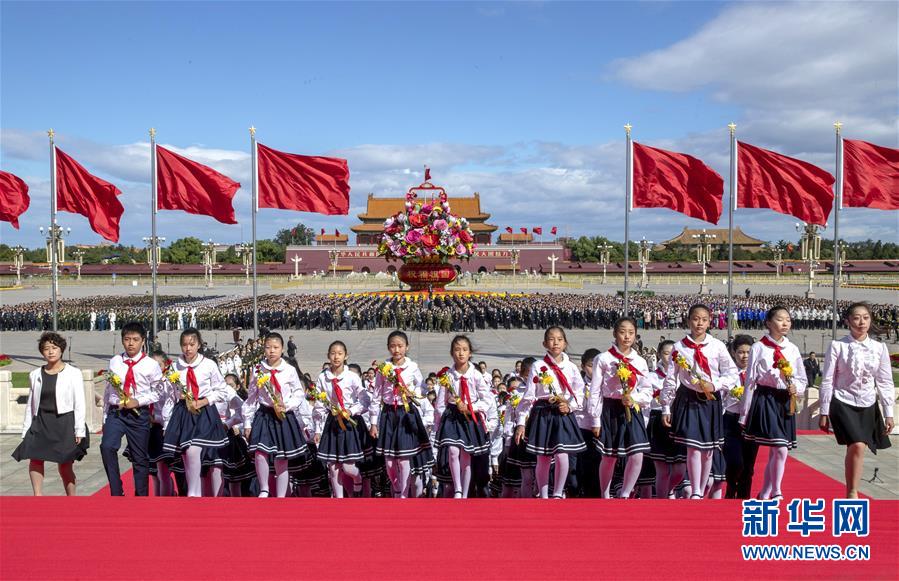 (新華全媒頭條·圖文互動)(2)致敬英烈 捍衛(wèi)榮光——寫在英雄烈士保護法實施后首個烈士紀(jì)念日