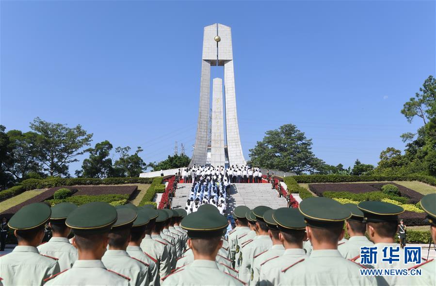 (新華全媒頭條·圖文互動)(8)致敬英烈 捍衛(wèi)榮光——寫在英雄烈士保護法實施后首個烈士紀(jì)念日