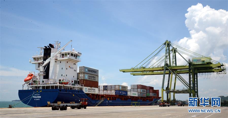 (新華全媒頭條·圖文互動(dòng))(6)特稿:深化周邊友好 共促亞太繁榮——寫(xiě)在習(xí)近平主席出席亞太經(jīng)合組織第二十六次領(lǐng)導(dǎo)人非正式會(huì)議,對(duì)巴布亞新幾內(nèi)亞、文萊和菲律賓進(jìn)行國(guó)事訪問(wèn)并在巴新同建交太平洋島國(guó)領(lǐng)導(dǎo)人會(huì)晤之際