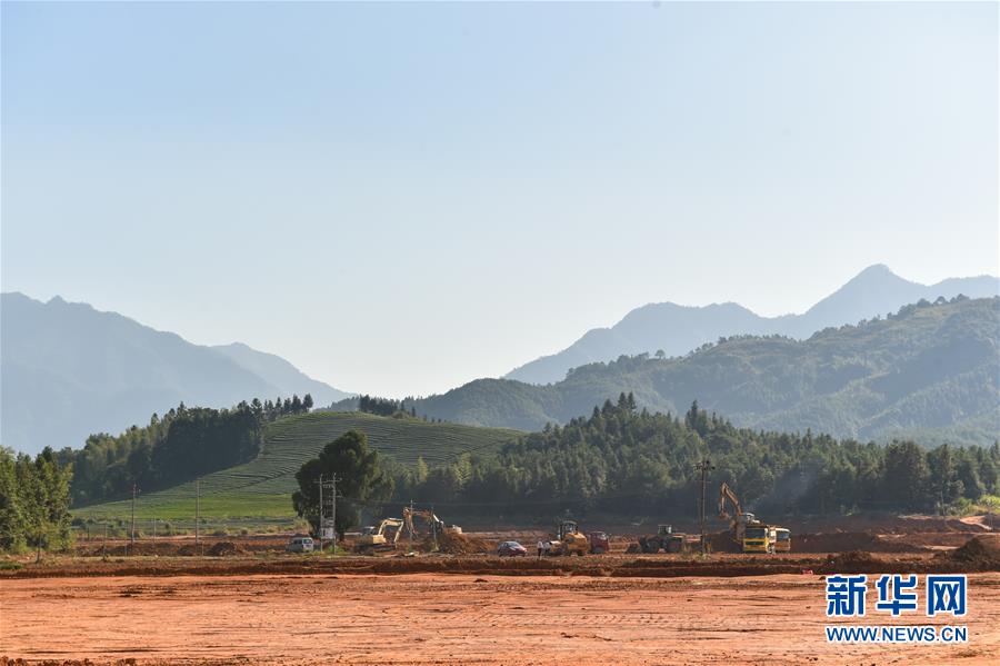 (在習近平新時代中國特色社會主義思想指引下·慶祝改革開放40周年·綠色發展)(新華全媒頭條·圖文互動)(4)綠色發展:書寫在中國大地上的美麗畫卷