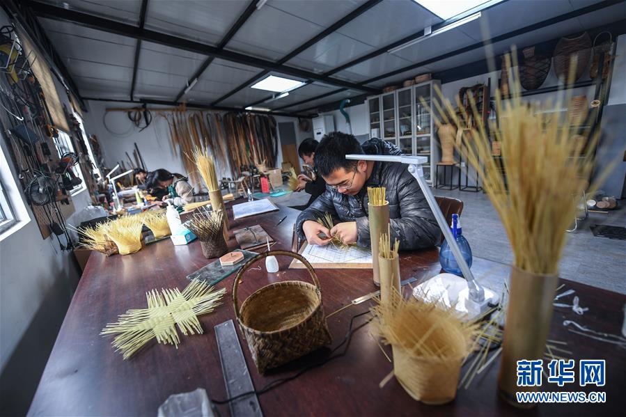 （慶祝改革開放40周年基層行·鄉鎮篇·圖文互動）（4）烏鎮40年：根里的靜與脈中的動