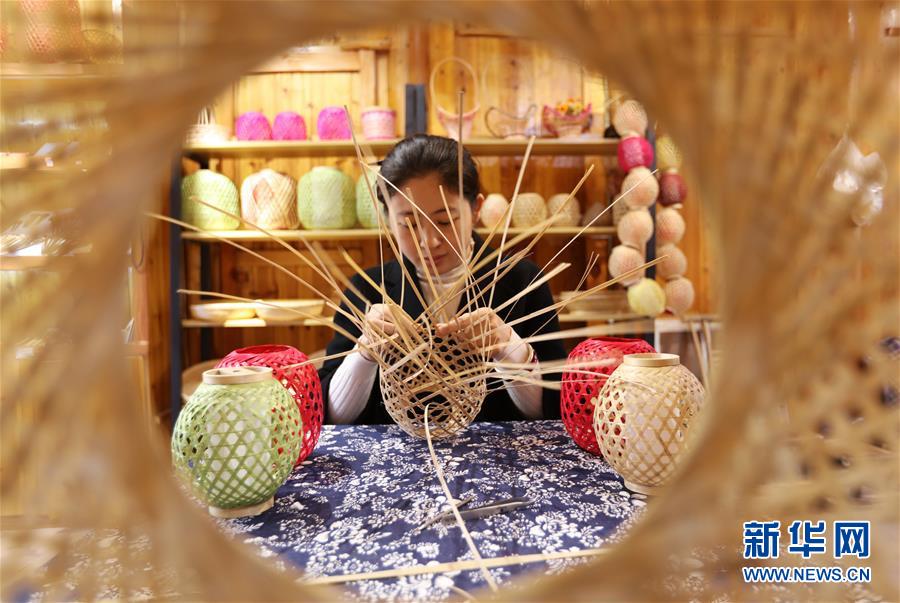 (在習近平新時代中國特色社會主義思想指引下·慶祝改革開放40周年)(新華全媒頭條·圖文互動)(3)在改革開放大潮中砥礪奮進——新時代踐行新發展理念紀行