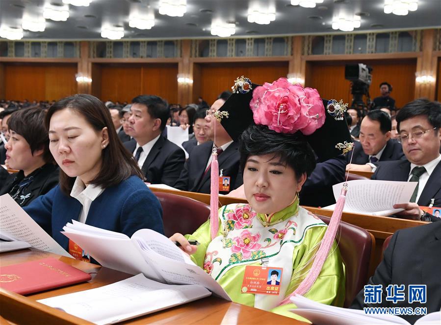 （兩會·基層代表履職故事）（1）全國人大代表孫艷玲：做好非遺事業(yè)，讓古老技藝活起來