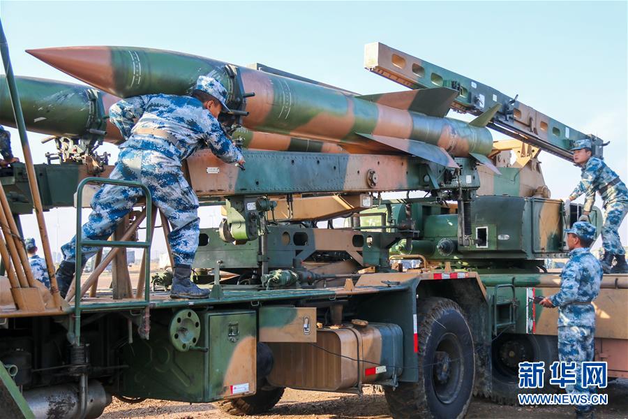 (新華全媒頭條·圖文互動)(4)向祖國報告:我在戰位守萬家團圓——解放軍和武警部隊新春佳節備戰執勤記事