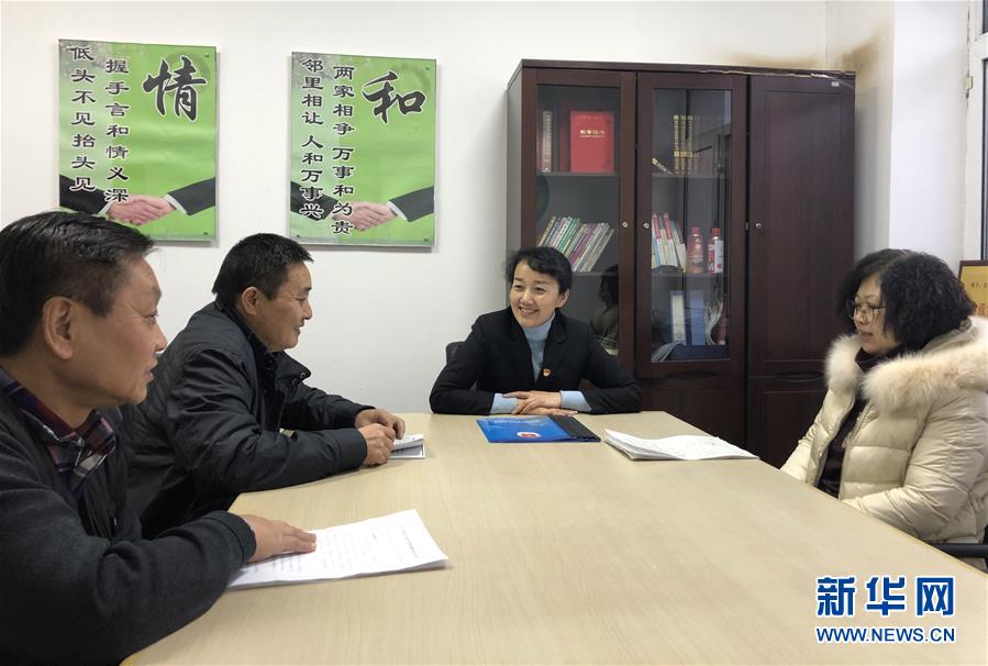 (在習(xí)近平新時(shí)代中國(guó)特色社會(huì)主義思想指引下——新時(shí)代新作為新篇章·圖文互動(dòng))(4)歡樂(lè)的“精氣神兒”從哪來(lái)?——“東北小延安”用“文化密鑰”解鎖基層治理