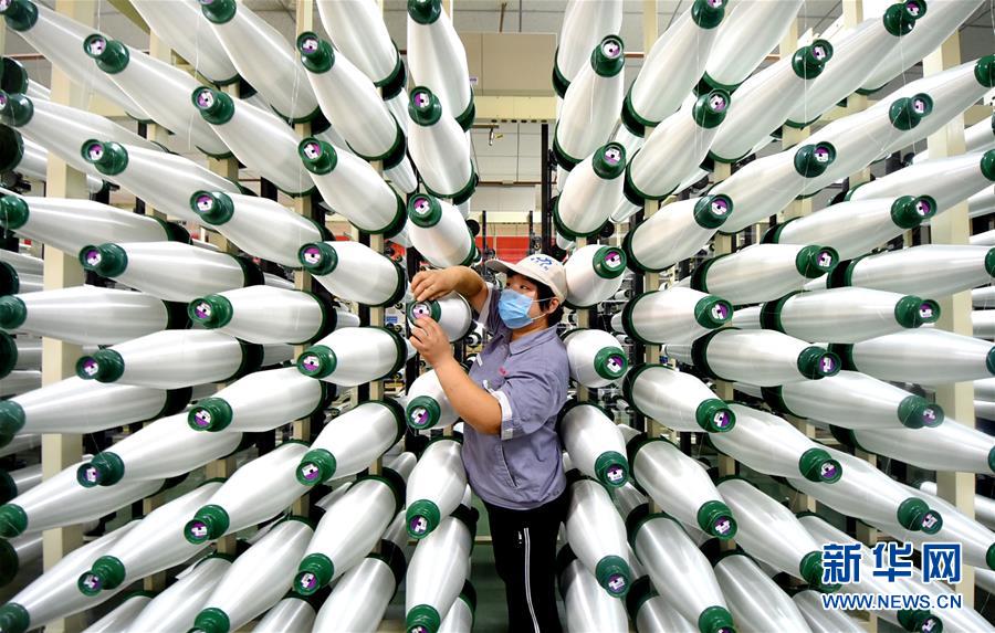 #(新華全媒頭條·迎接兩會特別報道·圖文互動)(11)會當水擊三千里——全國兩會前夕看中國信心