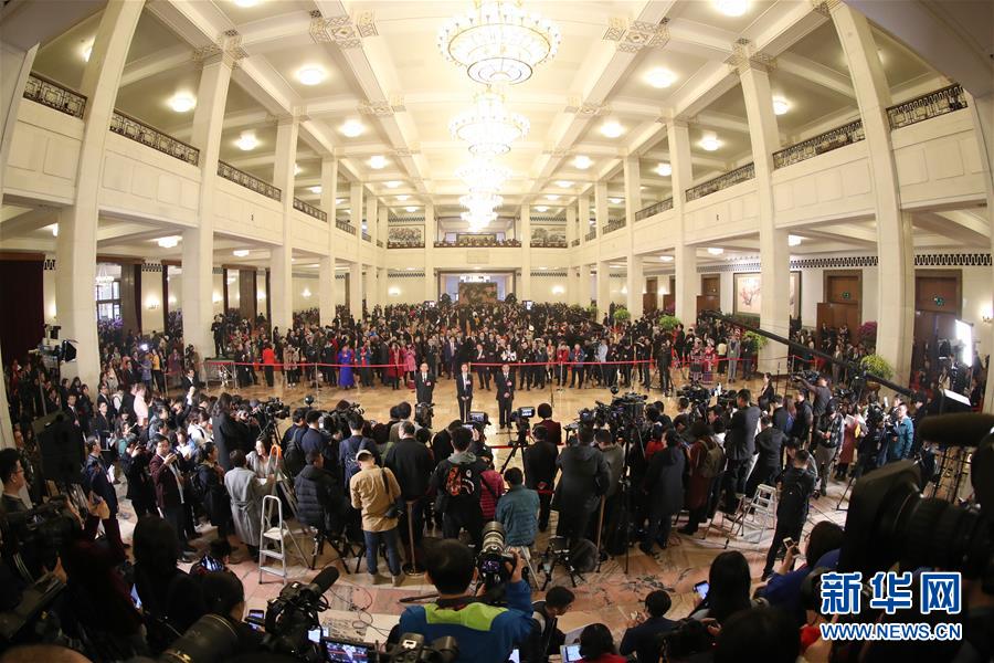 (新華全媒頭條·兩會特別報道·圖文互動)(1)中國發展的明天一定更美好——從全國兩會看奮進中國的發展信心