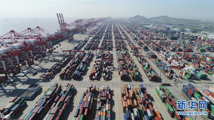 (新華全媒頭條·壯麗70年 奮斗新時代——推動高質量發展調研行·圖文互動)(8)百尺竿頭再登攀——高質量發展的“上海答卷”