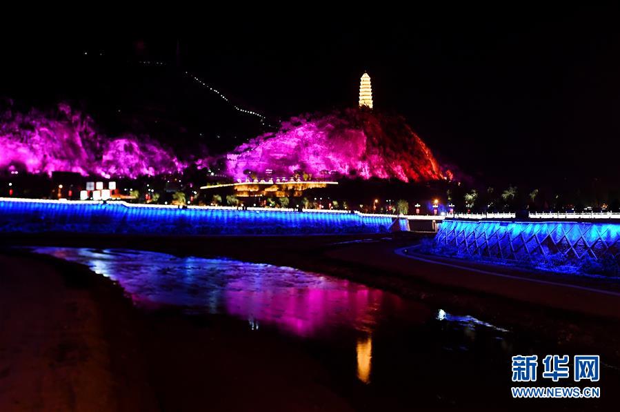 (新華全媒頭條·圖文互動)(1)春暉沐浴寶塔山——寫在延安各縣整體脫貧摘帽之際