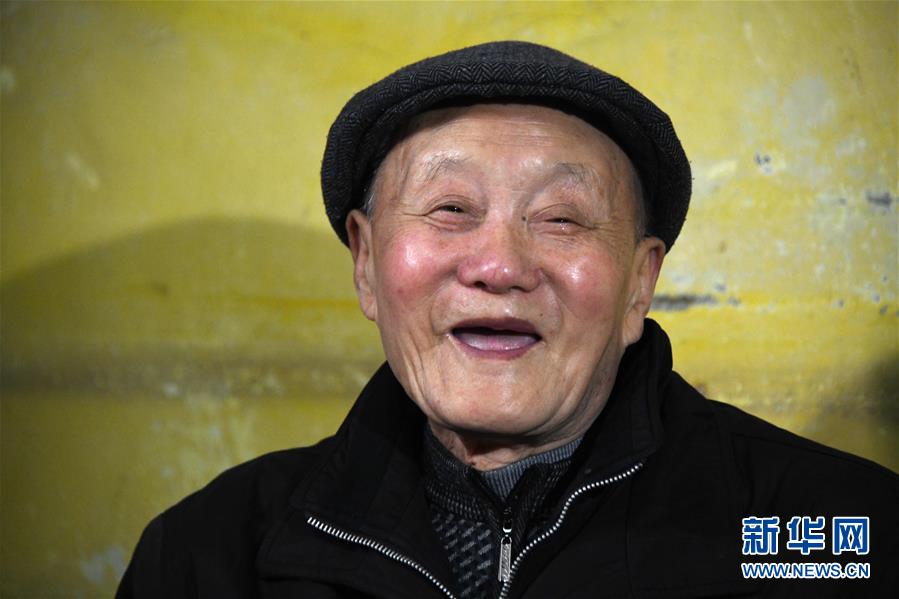 （新華全媒頭條&middot;圖文互動）（1）鍛造領(lǐng)航復(fù)興的中流砥柱&mdash;&mdash;寫在&ldquo;不忘初心、牢記使命&rdquo;主題教育即將啟動之際