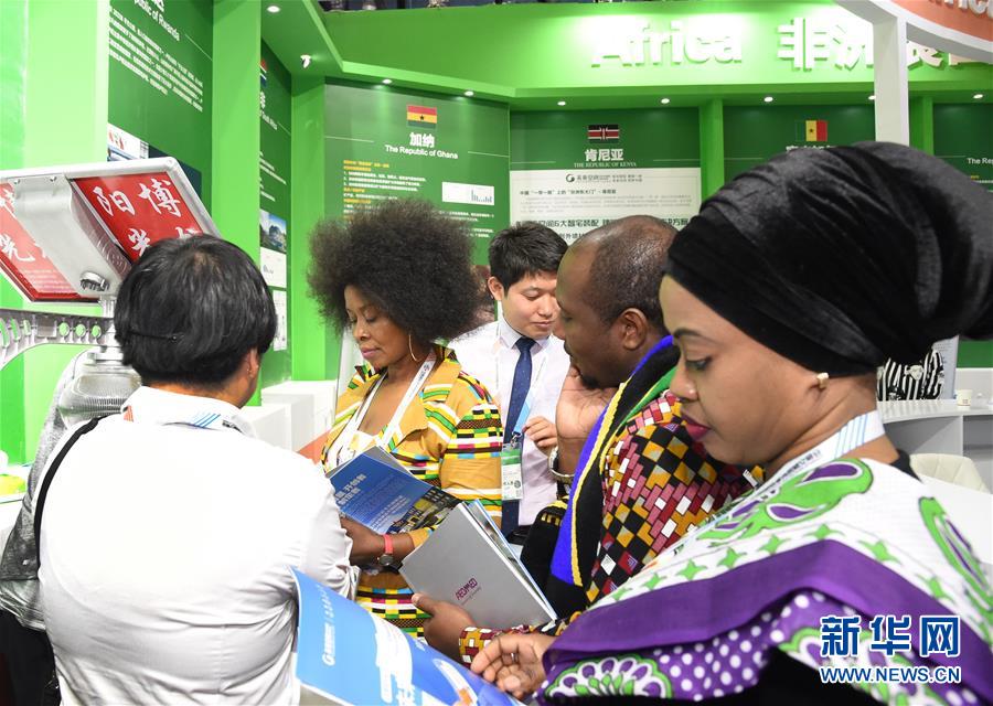 (新華全媒頭條·圖文互動)(1)風勁帆懸 百舸爭流——從“京交會”看中國經濟潛力和前景