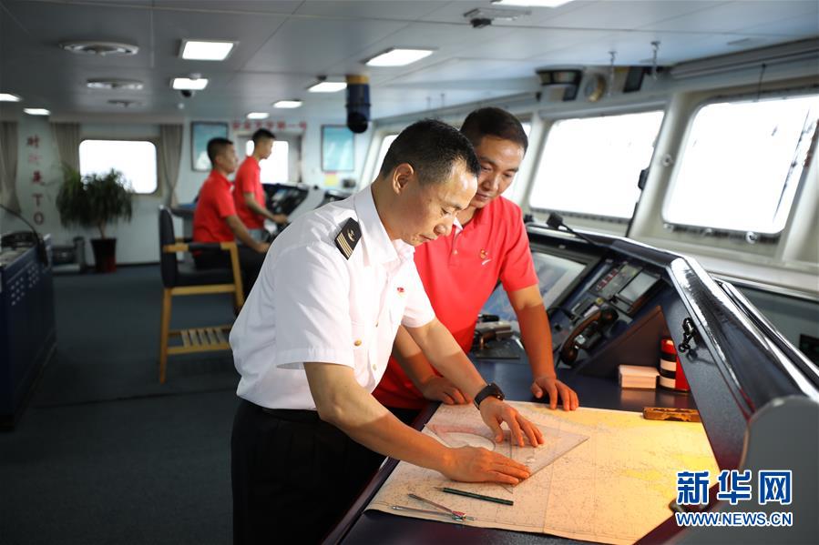 (圖文互動(dòng))(1)遠(yuǎn)望3號(hào)遠(yuǎn)洋航天測量船加速駛向測控任務(wù)海域