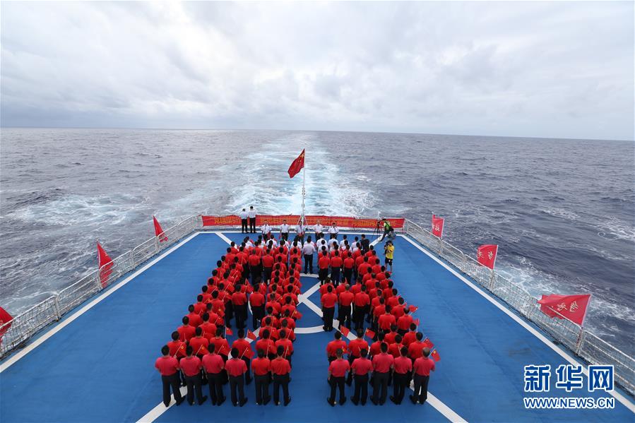 (圖文互動(dòng))(3)遠(yuǎn)望3號(hào)遠(yuǎn)洋航天測量船加速駛向測控任務(wù)海域