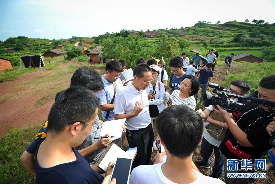 (壯麗70年·奮斗新時(shí)代——記者再走長(zhǎng)征路·圖文互動(dòng))(1)西進(jìn),西進(jìn)——訪紅軍長(zhǎng)征入粵首勝地新田