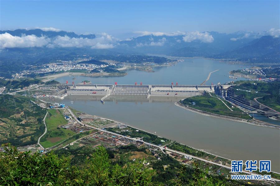 (壯麗70年·奮斗新時代——共和國發展成就巡禮·圖文互動)(7)潮涌楚天闊——湖北砥礪奮進70年譜寫高質量發展華章