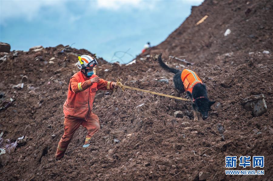 （新華全媒頭條·圖文互動(dòng)）（5）有一絲希望，就盡百倍努力——貴州水城“7·23”特大山體滑坡72小時(shí)救援紀(jì)實(shí)
