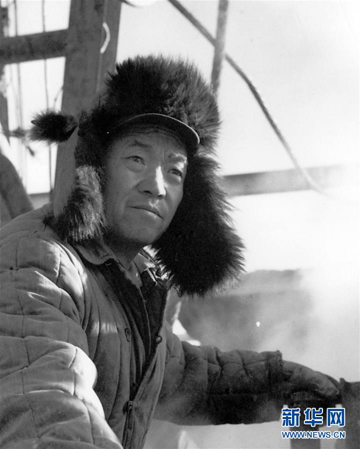 (新華全媒頭條·圖文互動)(2)百年油田正青春——記新時(shí)代大慶精神大慶人