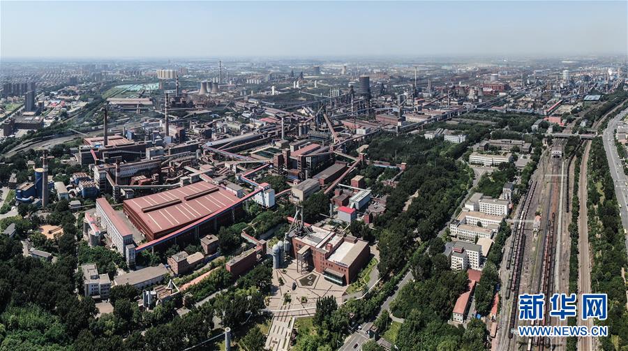 (壯麗70年·奮斗新時代——共和國發展成就巡禮·圖文互動)(3)共和國“工業長子”遼寧:遼海潮涌逐浪高