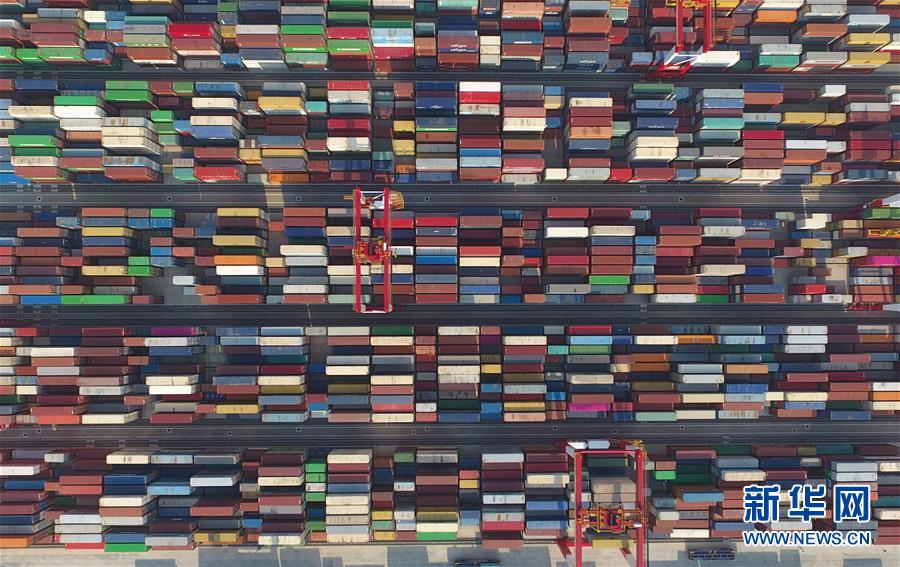 (壯麗70年·奮斗新時代——共和國發展成就巡禮·圖文互動)(2)大江大河大上海——上海70年開放創新發展巡禮