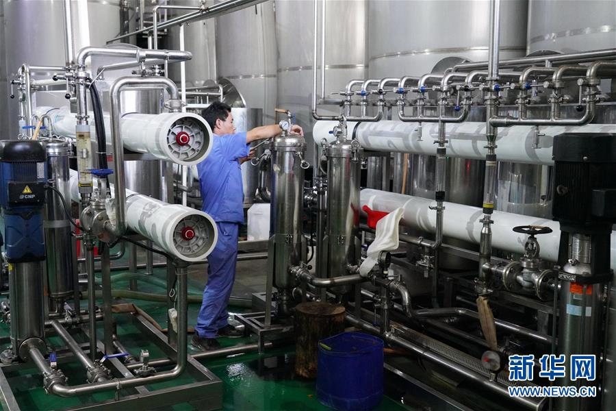 （在習(xí)近平新時代中國特色社會主義思想指引下——新時代新作為新篇章·總書記關(guān)心的百姓身邊事·圖文互動）（1）大污染變身“大寶藏”：治理畜禽糞污，他們這樣干！