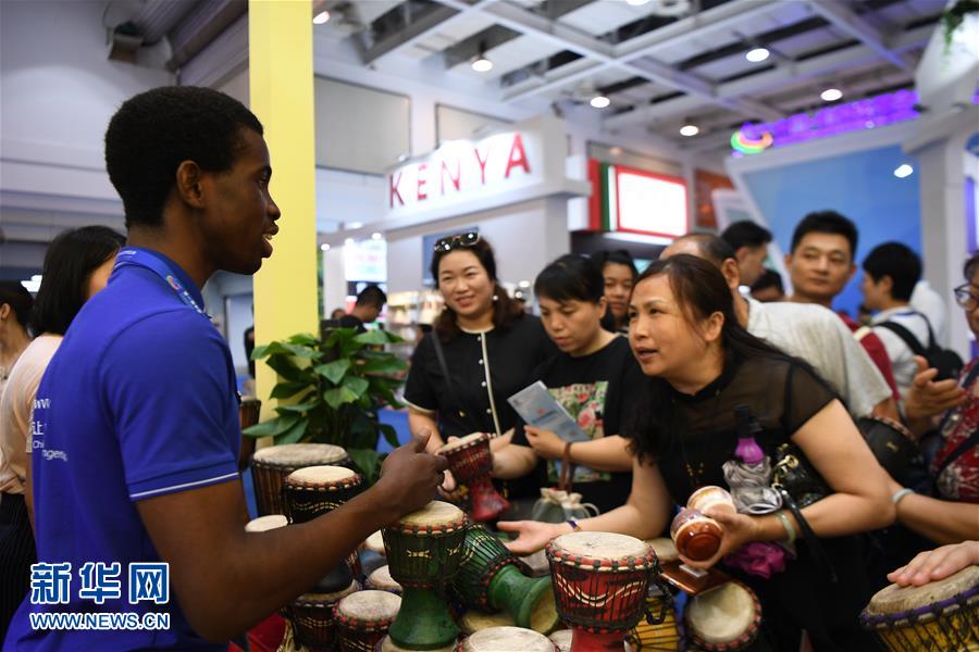 (新華全媒頭條·圖文互動)(13)攜手鑄就非凡夢想——寫在習近平主席提出構建更加緊密的中非命運共同體一周年之際