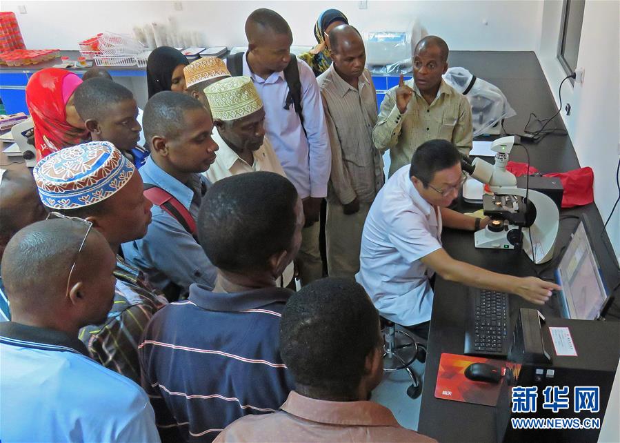 (紅土地“往事新說”·圖文互動)(5)昔日送“瘟神” 今朝健康促小康