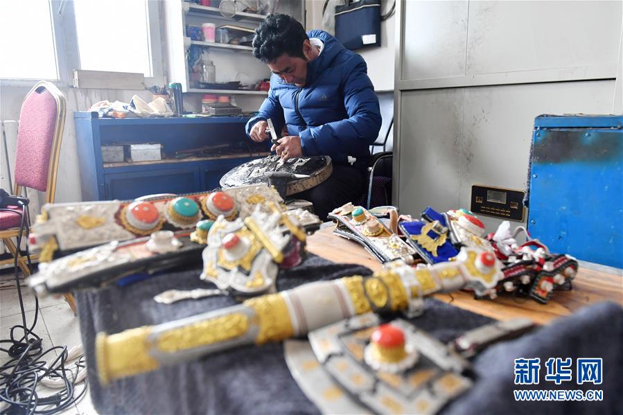 (決戰決勝脫貧攻堅·圖文互動)(5)一個三江源地區貧困縣的扶智探索