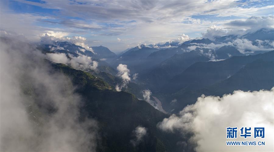 (決戰決勝脫貧攻堅·圖文互動)(1)怒江大峽谷興起“生態行當”